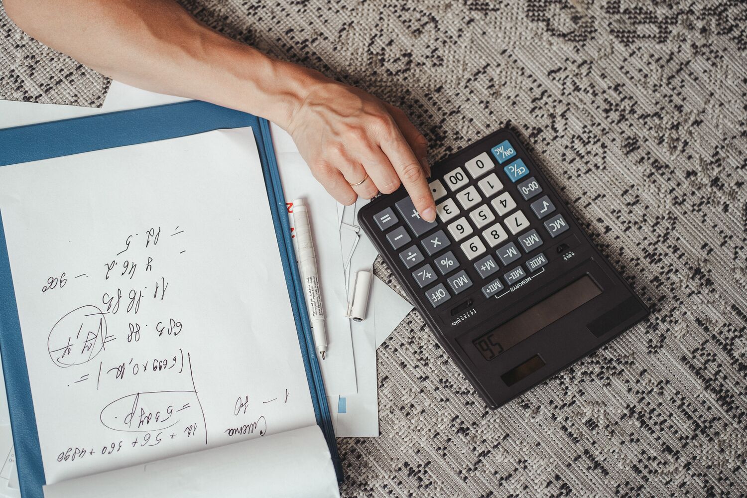 Comment calculer les charges d’un plancher avant une rénovation